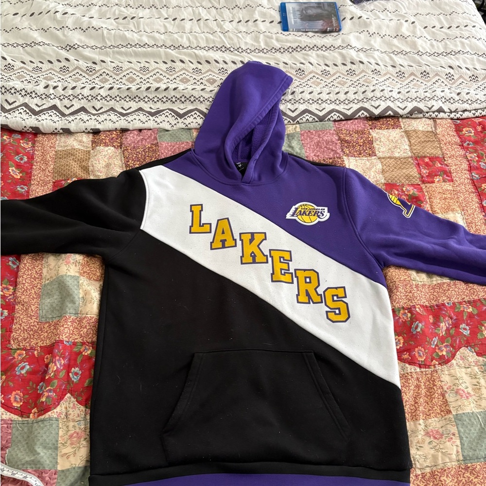 Los Angeles lakers Purple and Black men’s large  Hoodie